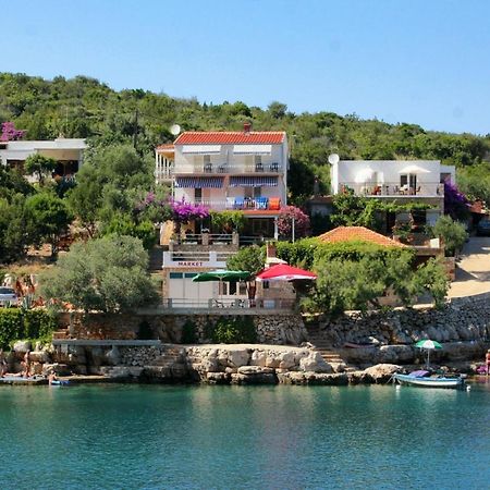 Apartments By The Sea Cove Zarace - Gdinj, Hvar - 4598 Dış mekan fotoğraf