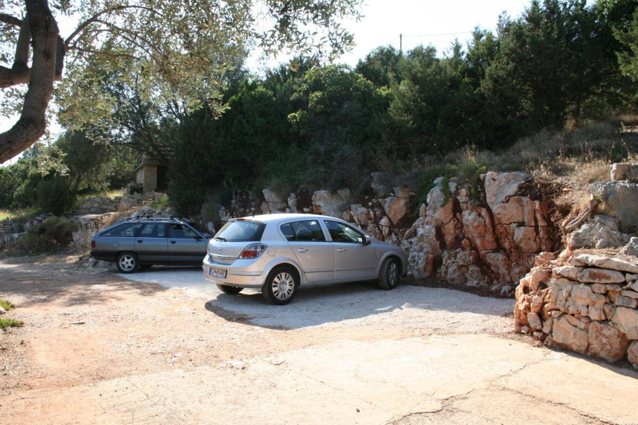 Apartments By The Sea Cove Zarace - Gdinj, Hvar - 4598 Dış mekan fotoğraf