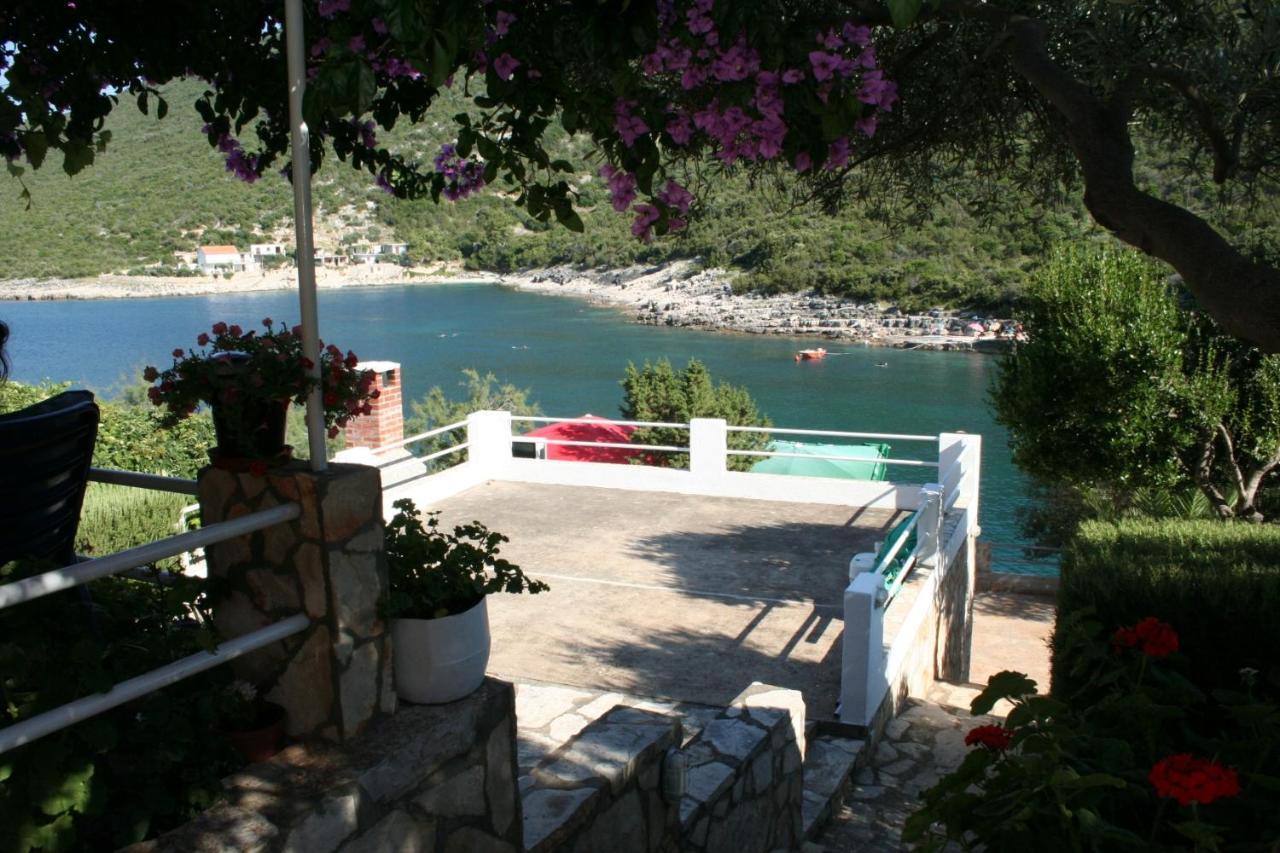 Apartments By The Sea Cove Zarace - Gdinj, Hvar - 4598 Dış mekan fotoğraf