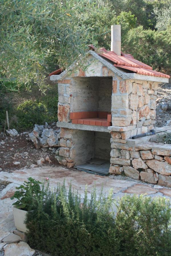 Apartments By The Sea Cove Zarace - Gdinj, Hvar - 4598 Dış mekan fotoğraf