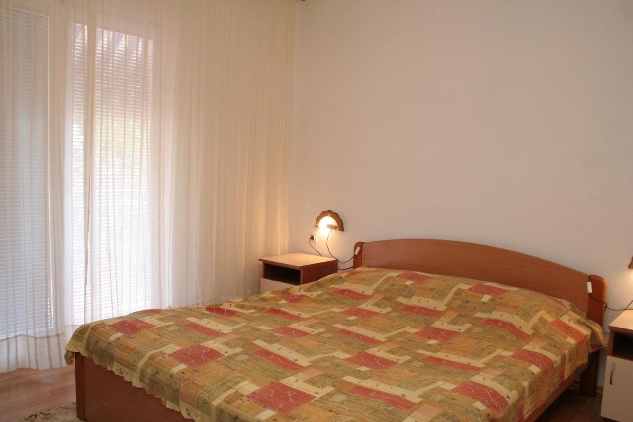 Apartments By The Sea Cove Zarace - Gdinj, Hvar - 4598 Dış mekan fotoğraf