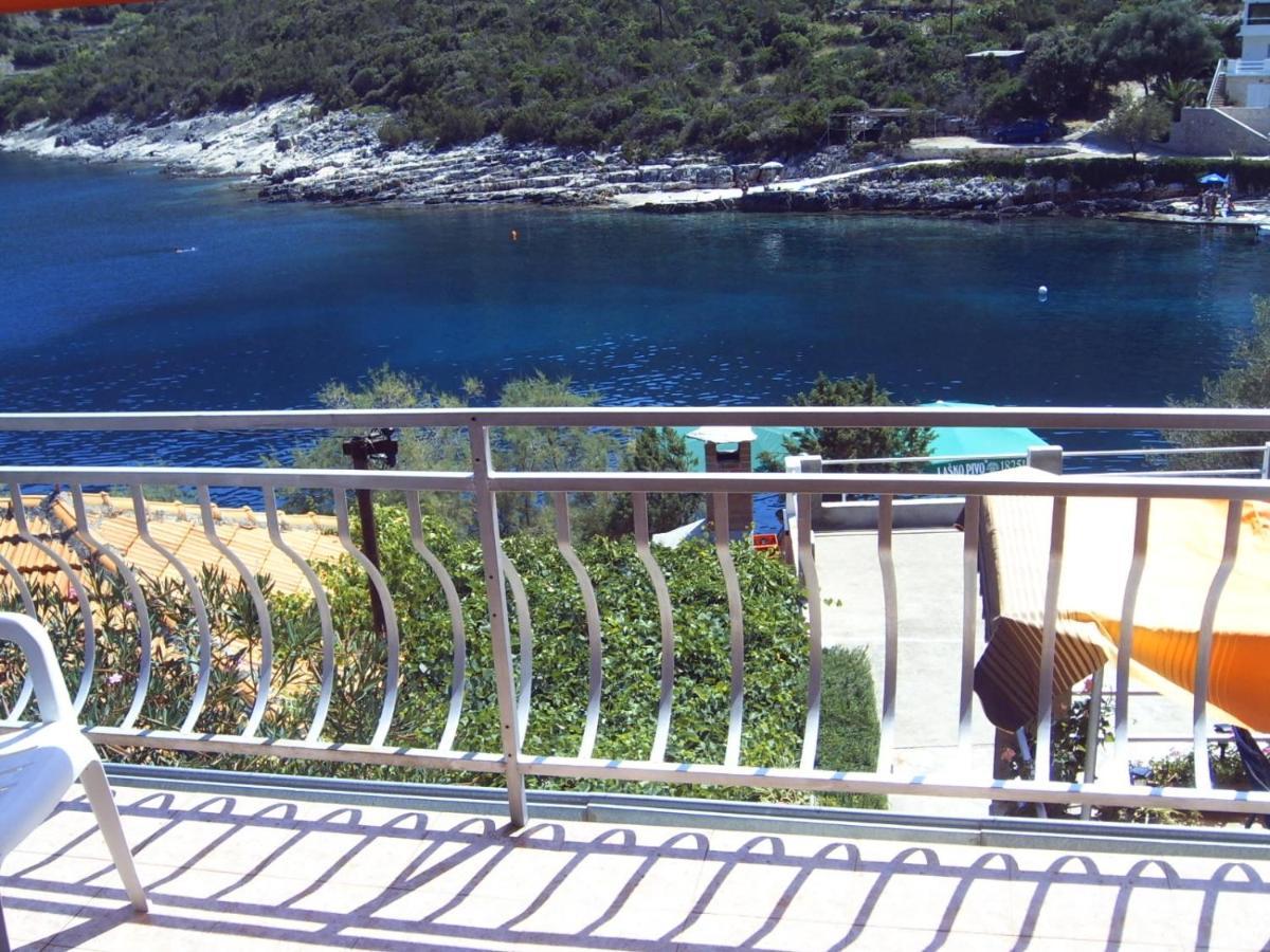 Apartments By The Sea Cove Zarace - Gdinj, Hvar - 4598 Dış mekan fotoğraf